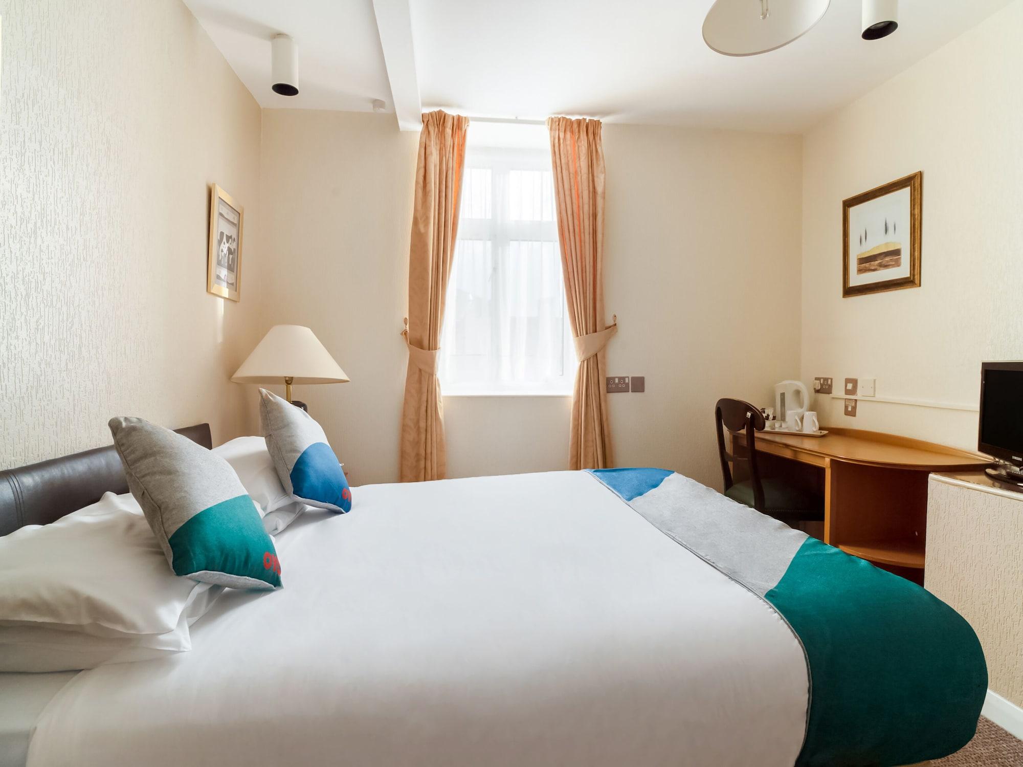 Oyo The Palm Court Hotel Истбурн Экстерьер фото