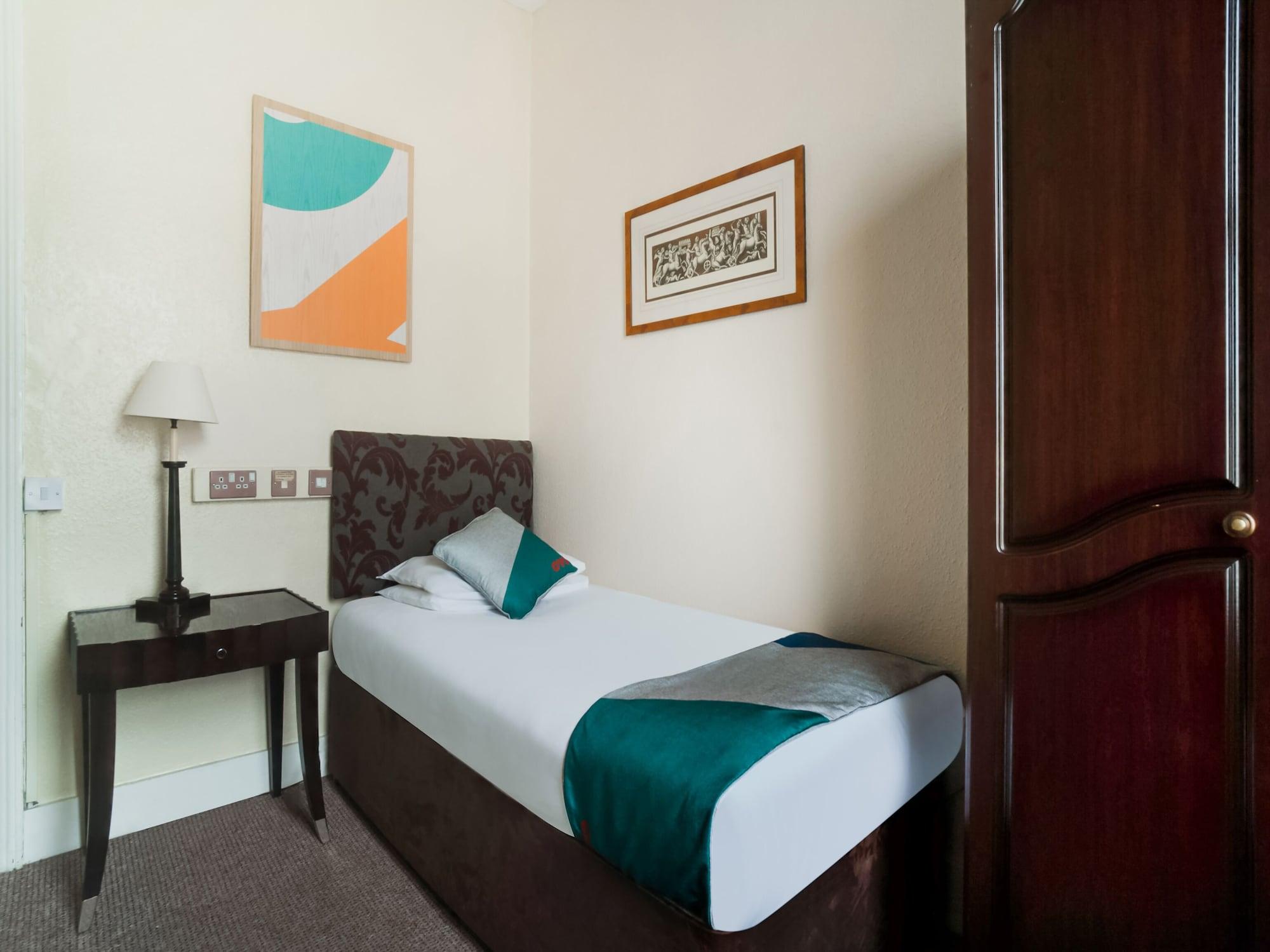 Oyo The Palm Court Hotel Истбурн Экстерьер фото